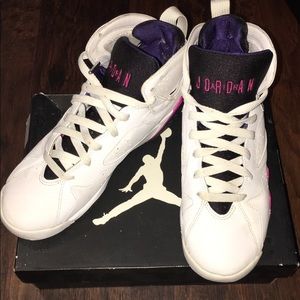 Jordan’s retro 7